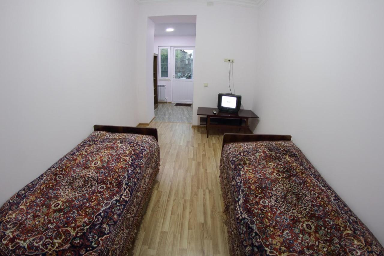 Vanand Guest House Gyumri Esterno foto