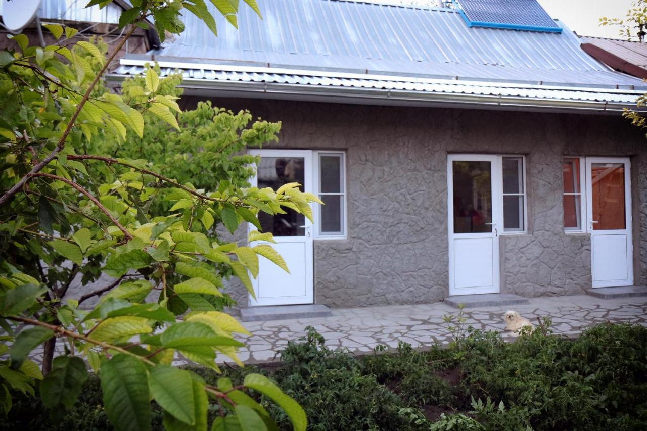 Vanand Guest House Gyumri Esterno foto
